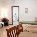 Διαμέρισμα Vadvirag 2 *