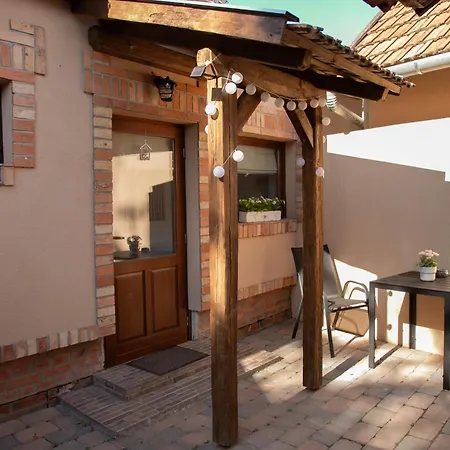 Vadvirag 2 * ギュラ